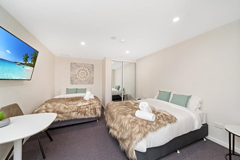 Carlton Suites - Accommodation Rockhampton 4