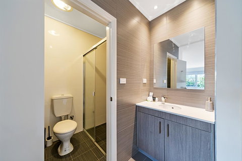 Carlton Suites - Accommodation Rockhampton 3
