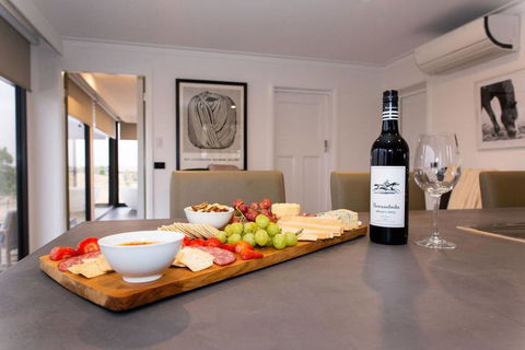 Belisi Farmstay Cottage - Accommodation Rockhampton 8