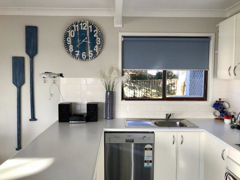 Lakeview Cottage - Accommodation Rockhampton 2