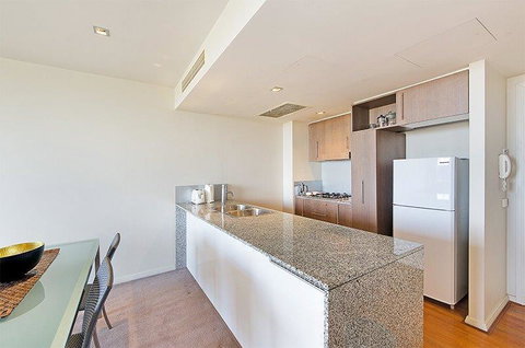 Wyndel Apartments North Sydney - Harbour Watch - Accommodation Rockhampton 7