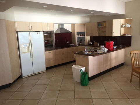 OceanScape Luxury Beachfront Villas - Accommodation Rockhampton 9