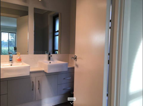 Sydney Amazing Holiday Home Bridal BnB - Accommodation Rockhampton 11