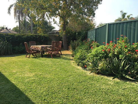Sydney Amazing Holiday Home Bridal BnB - Accommodation Rockhampton 13