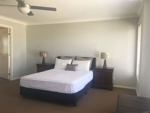 Sydney Amazing Holiday Home Bridal BnB - Accommodation Rockhampton 8