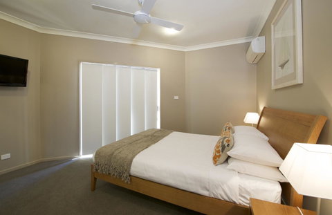 Marty's @ Little Beach - Accommodation Rockhampton 8
