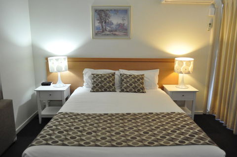 Albury Burvale Motor Inn - Accommodation Rockhampton 0