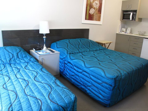 Strathfield Executive Accommodation - Accommodation Rockhampton 32