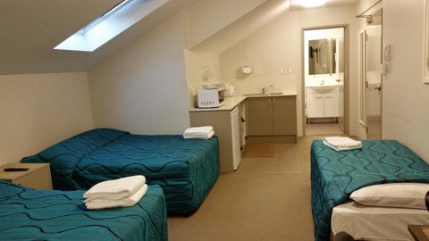 Strathfield Executive Accommodation - Accommodation Rockhampton 5