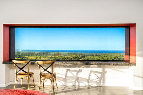 Sundays At Byron - Accommodation Rockhampton 9