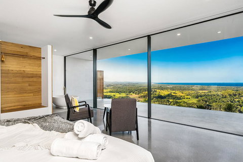 Sundays At Byron - Accommodation Rockhampton 32
