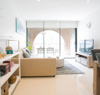 Newly settled three bedrooms apartment in CBD - Accommodation Rockhampton