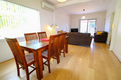 Interlude At Belmont - Accommodation Rockhampton 9