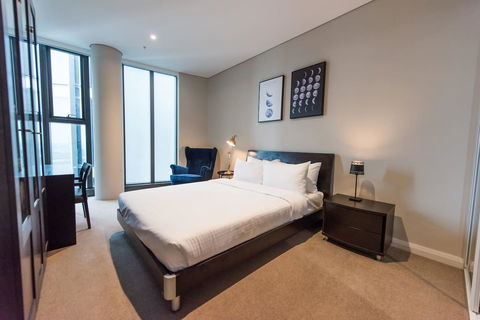 180Â° Water View Three Bedroom (wooden Furniture) - Accommodation Rockhampton 9