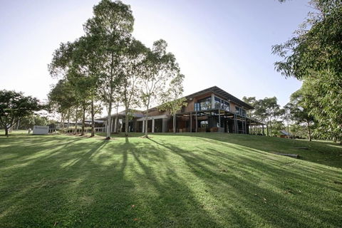 180Â° Water View Three Bedroom (wooden Furniture) - Accommodation Rockhampton 13