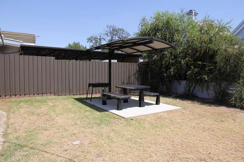 Tumut Apartments - Accommodation Rockhampton 19