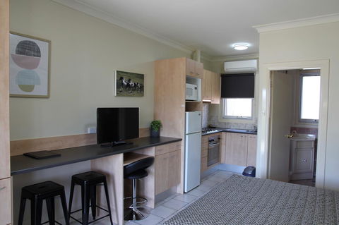Tumut Apartments - Accommodation Rockhampton 8