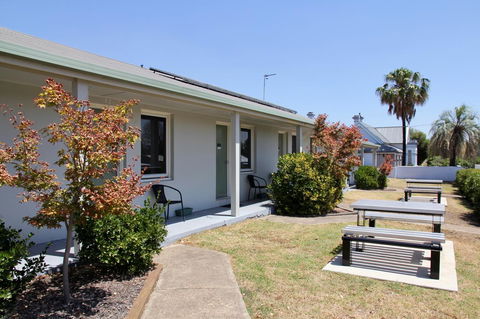 Tumut Apartments - Accommodation Rockhampton 16
