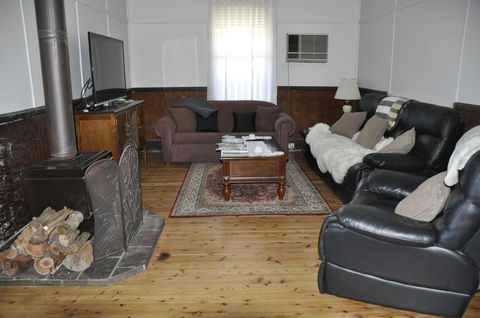 Caledonia Cottage - Accommodation Rockhampton 10