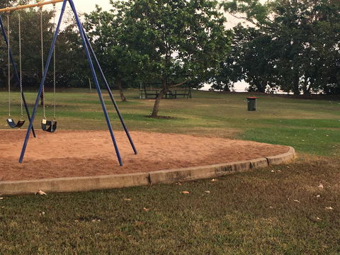Nightcliff Foreshore Getaway - McKay Gardens - Accommodation Rockhampton 34