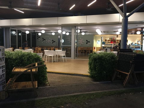 Nightcliff Foreshore Getaway - McKay Gardens - Accommodation Rockhampton 21