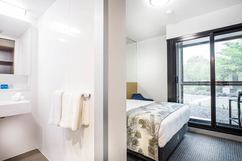 Mercure Darwin Airport Resort - Accommodation Rockhampton 10