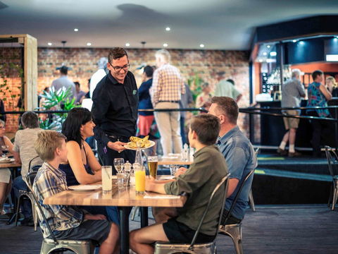Mercure Kakadu Crocodile - Accommodation Rockhampton 37