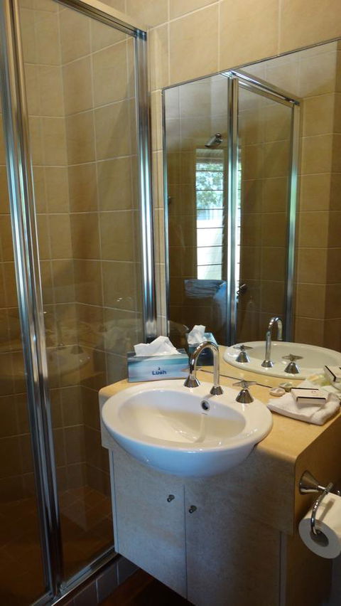 Palms City Resort - Accommodation Rockhampton 17