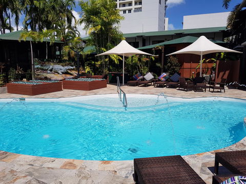 Palms City Resort - Accommodation Rockhampton 1