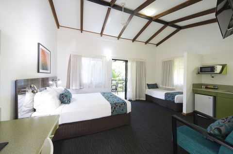Palms City Resort - Accommodation Rockhampton 5