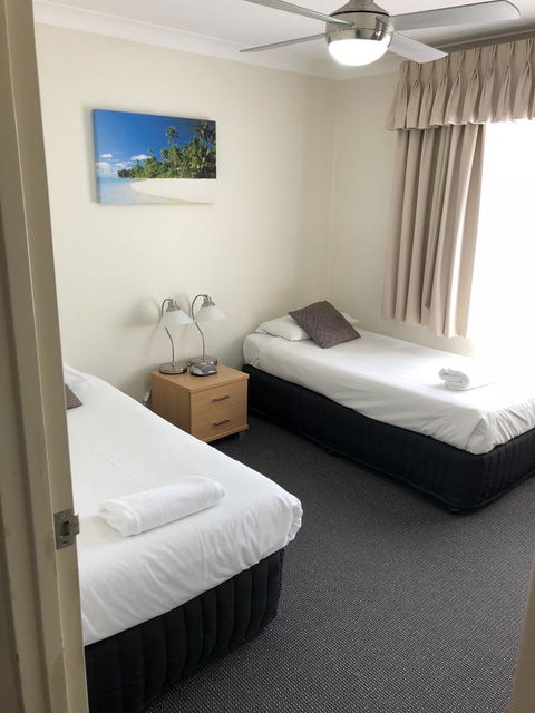 Beaches Serviced Apartments - Accommodation Rockhampton 13
