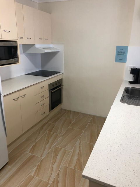 Beaches Serviced Apartments - Accommodation Rockhampton 11