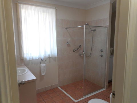 Beaches Serviced Apartments - Accommodation Rockhampton 24