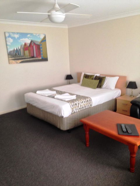 Beaches Serviced Apartments - Accommodation Rockhampton 36