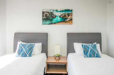 ZEN BY THE WATER - Esplanade Darwin Retreat - Accommodation Rockhampton 17