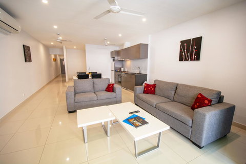Magnum Serviced Apartments - Accommodation Rockhampton 14