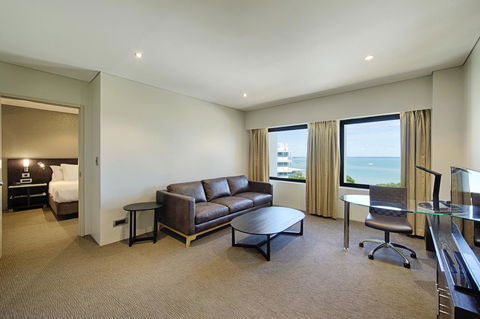 Hilton Darwin - Accommodation Rockhampton 12
