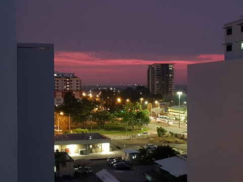 Darwin-Ocean Views, Tropical Getaway, Pool & Aircon - Accommodation Rockhampton 19