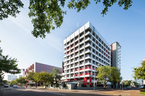 The Smith Hotel Darwin - Accommodation Rockhampton 4