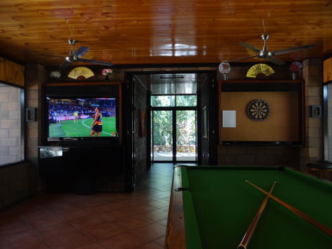 DARWIN'S SHADY ACRES RETREAT - Accommodation Rockhampton 16