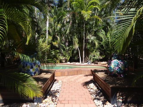 DARWIN'S SHADY ACRES RETREAT - Accommodation Rockhampton 11