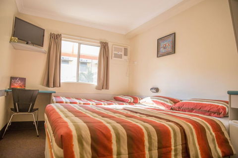 Value Inn - Accommodation Rockhampton 4
