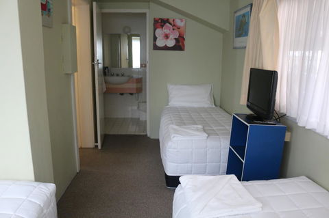 Golden Sands Motor Inn - Accommodation Rockhampton 22