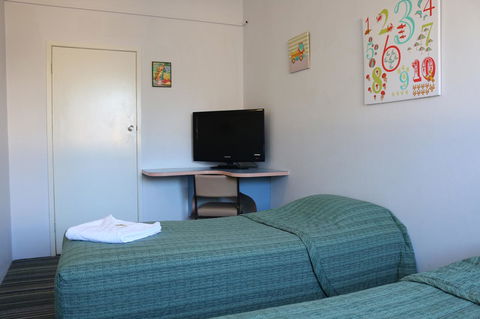 Golden Sands Motor Inn - Accommodation Rockhampton 19