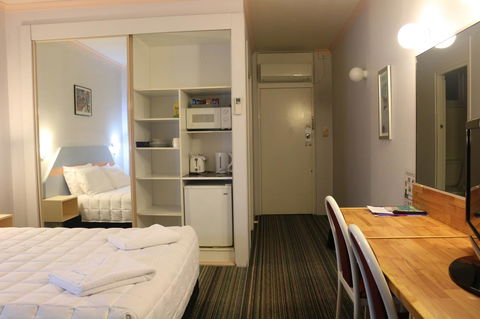 Golden Sands Motor Inn - Accommodation Rockhampton 4