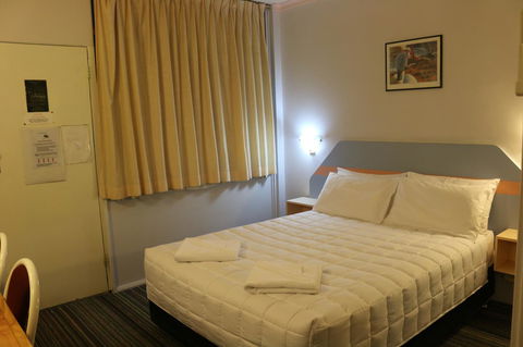 Golden Sands Motor Inn - Accommodation Rockhampton 16