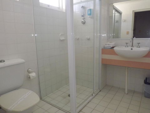 Golden Sands Motor Inn - Accommodation Rockhampton 30