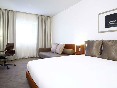 Novotel Canberra - Accommodation Rockhampton 0