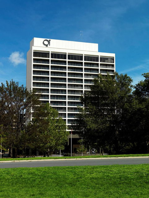QT Canberra - Accommodation Rockhampton 2
