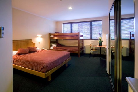 Madison Capital Executive Apartments - Accommodation Rockhampton 1